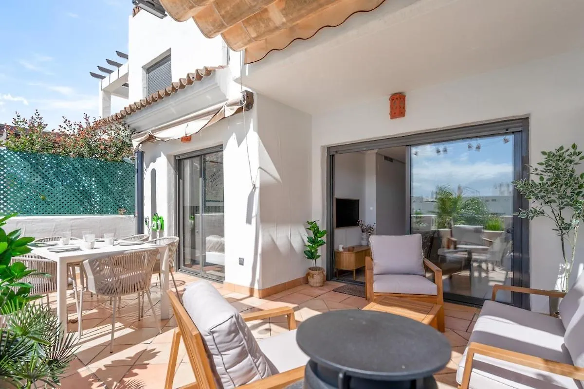 Luxury Apartment With Big Terrace Estepona